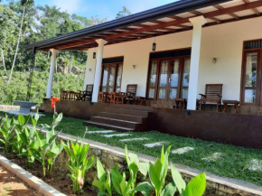 Cinnamon Hideout